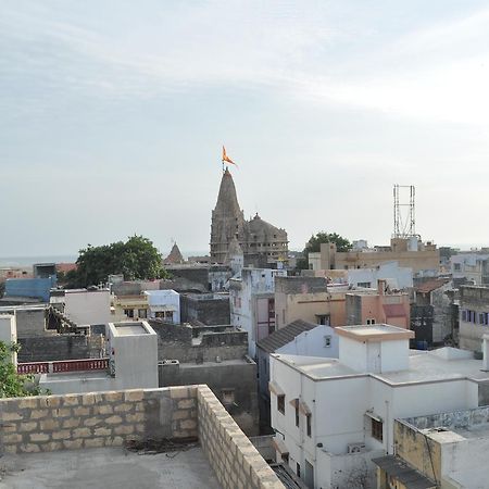 Hotel Bansi Dwarka  Luaran gambar